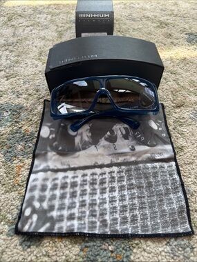 Initium O’Hare sunglasses in Crystal Blue with Brown Gradient lenses